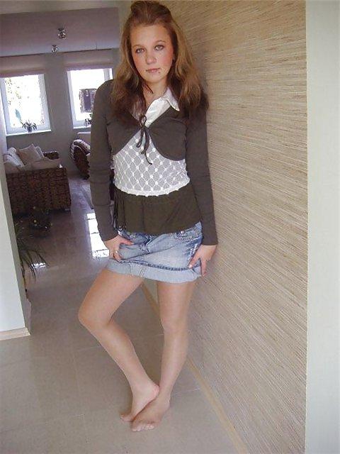 25P Amateur pantyhose 2
