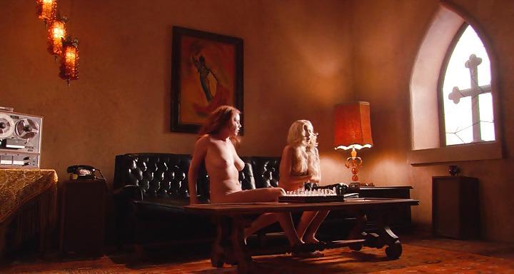 10P Lindsay lohan tits machete nude scenes