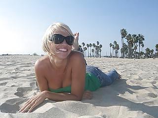 25P Long Legged Beautiful Amateur