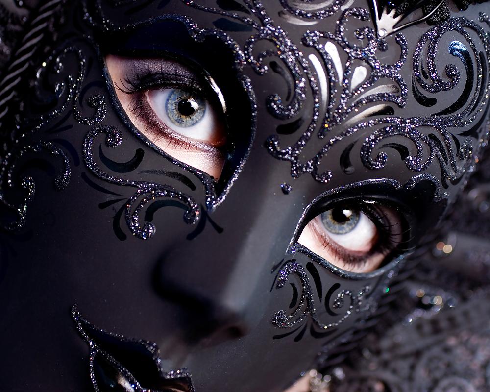 25P The Masque