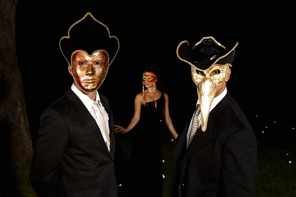 25P The Masque
