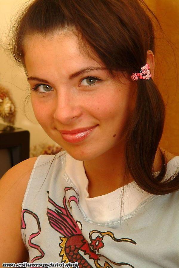 20P Pictures of Judy naked and ready to fuck