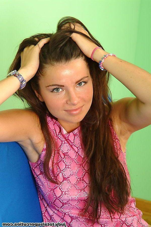 20P Pictures of teen amateur Judy naked and ready to fuck