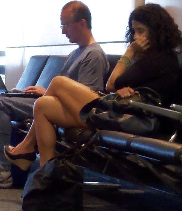 10P San Francisco Girls 2 Short Shorts Long Legs