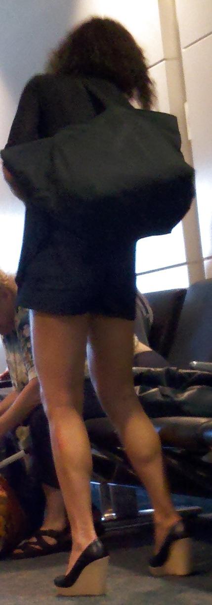 10P San Francisco Girls 2 Short Shorts Long Legs