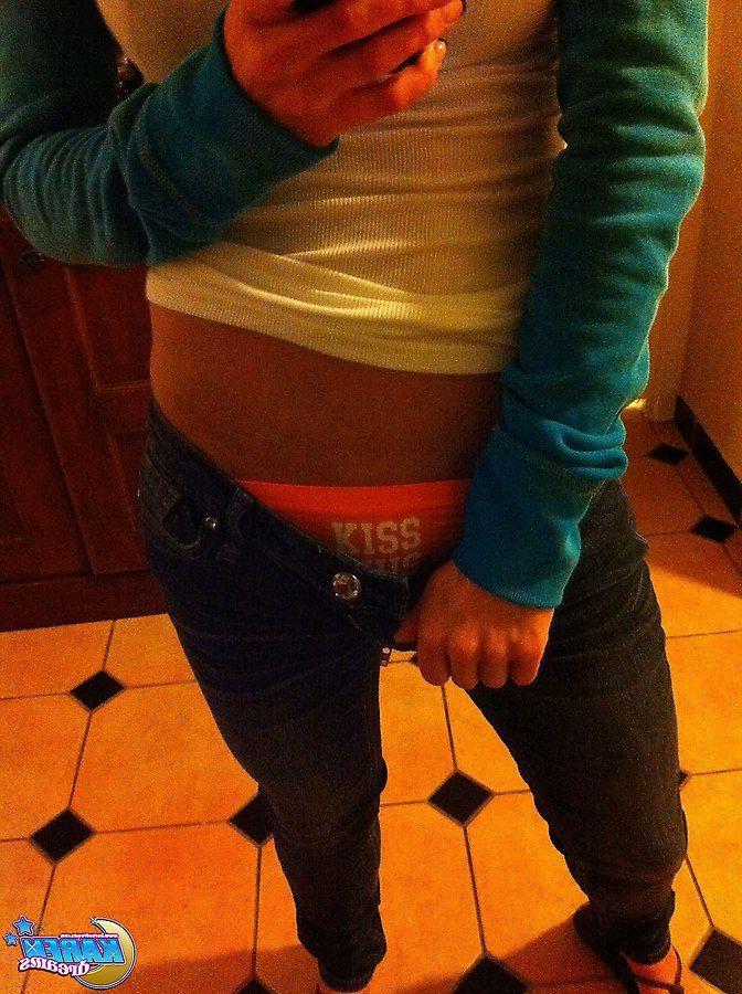 14P Pictures of Karen Dreams being a cock-tease on cam