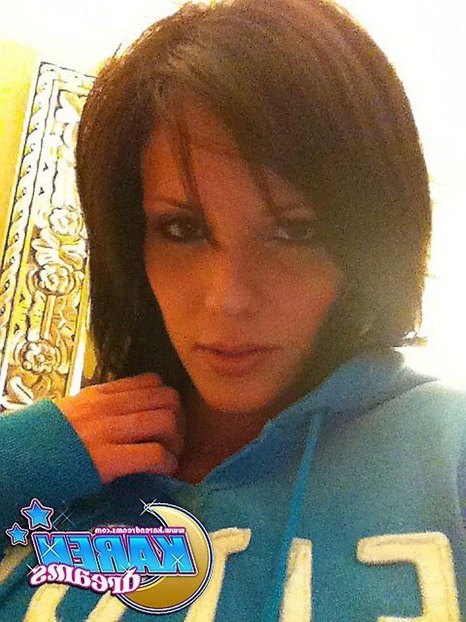14P Pictures of Karen Dreams being a cock-tease on cam