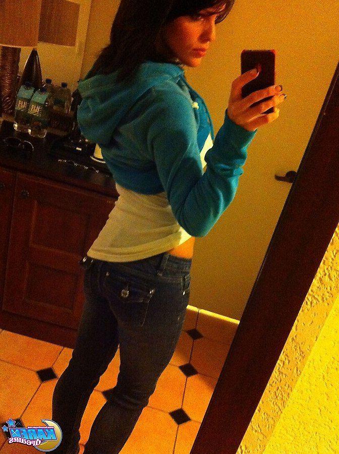 14P Pictures of Karen Dreams being a cock-tease on cam
