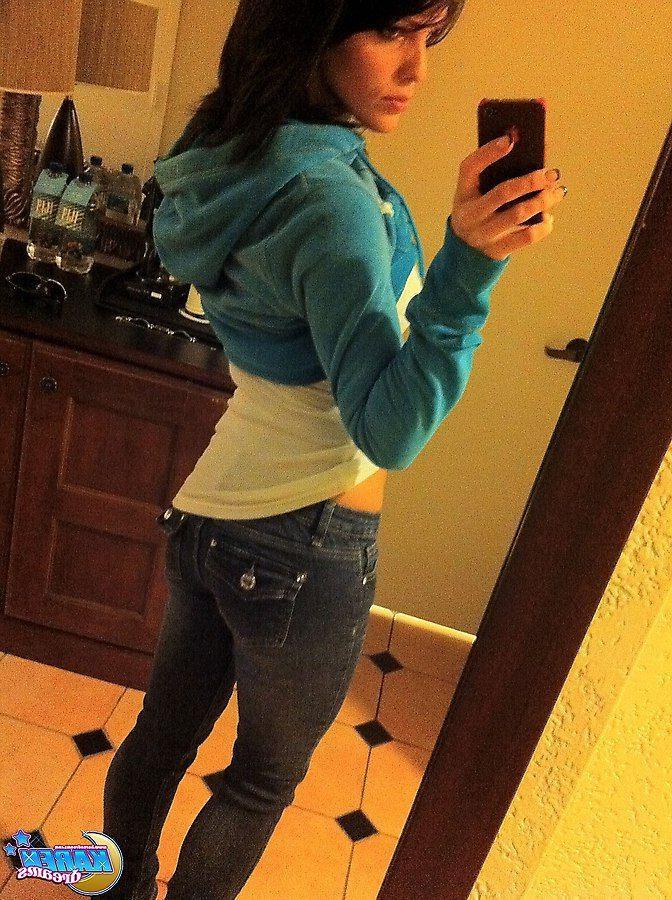 14P Pictures of Karen Dreams being a cock-tease on cam