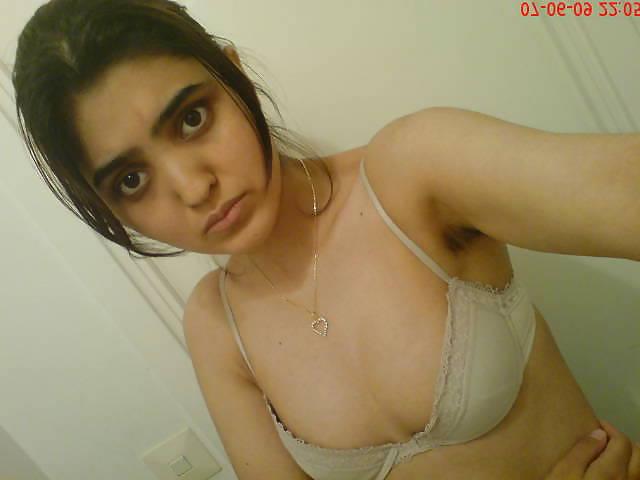 25P Afghan Babe in the west