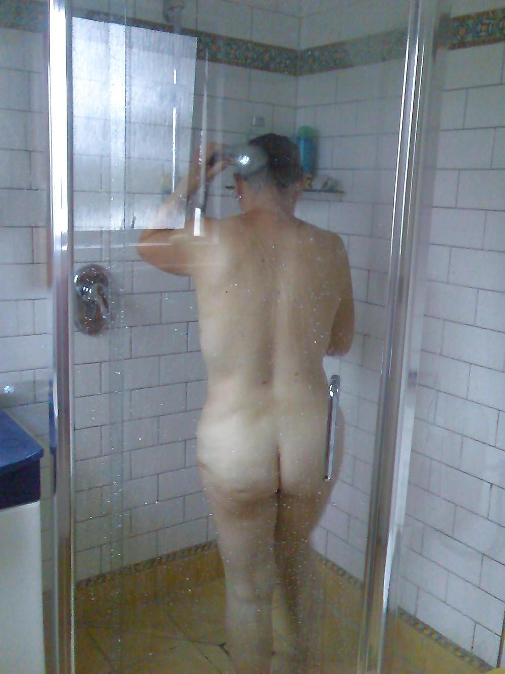 13P My wife on spy cam, Meine Frau heimlich fotografiert