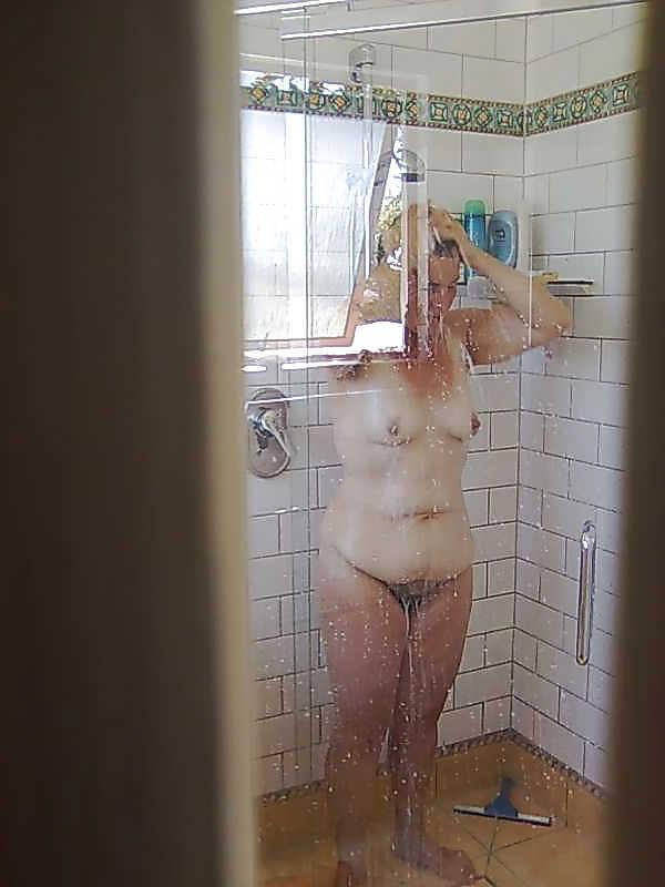 13P My wife on spy cam, Meine Frau heimlich fotografiert