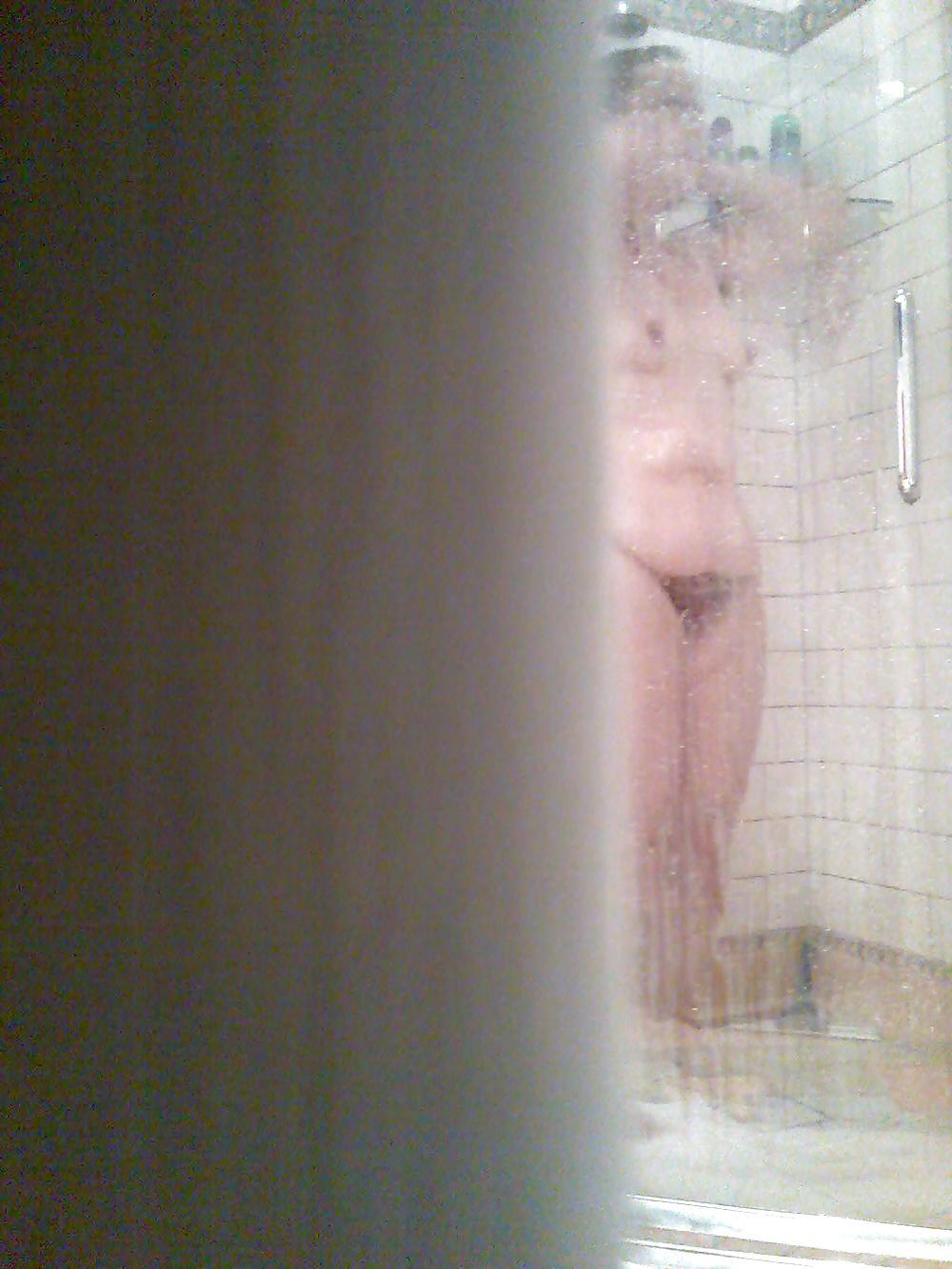 13P My wife on spy cam, Meine Frau heimlich fotografiert