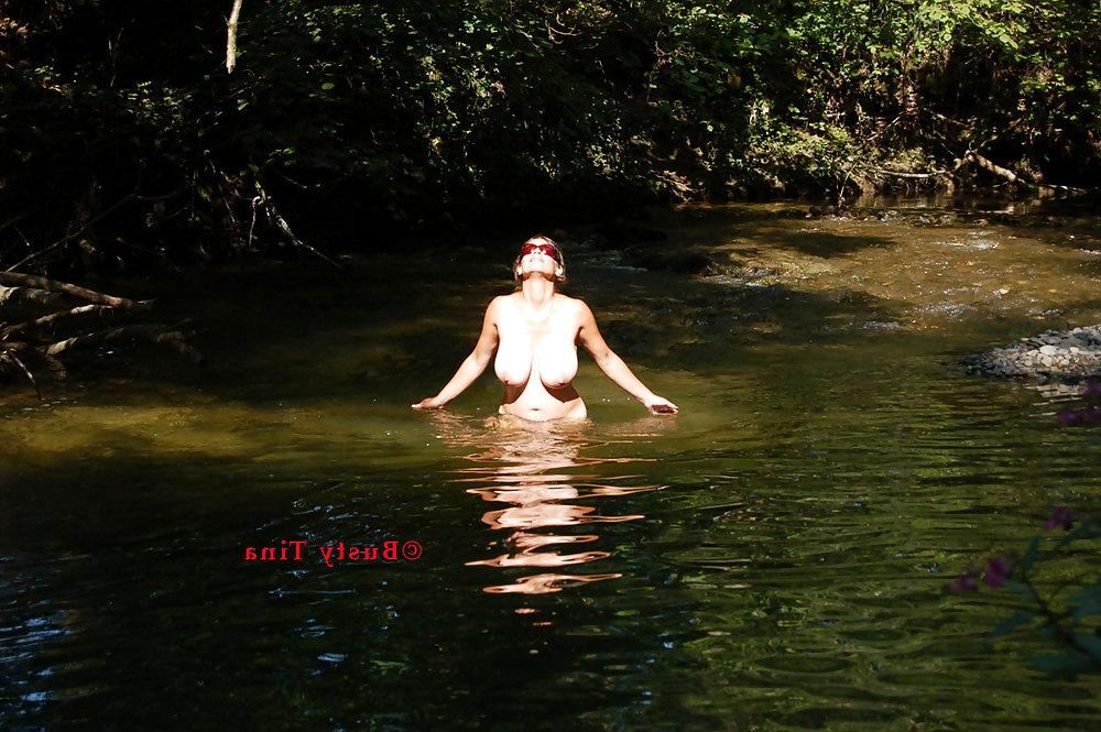 10P Busty Tina in the river