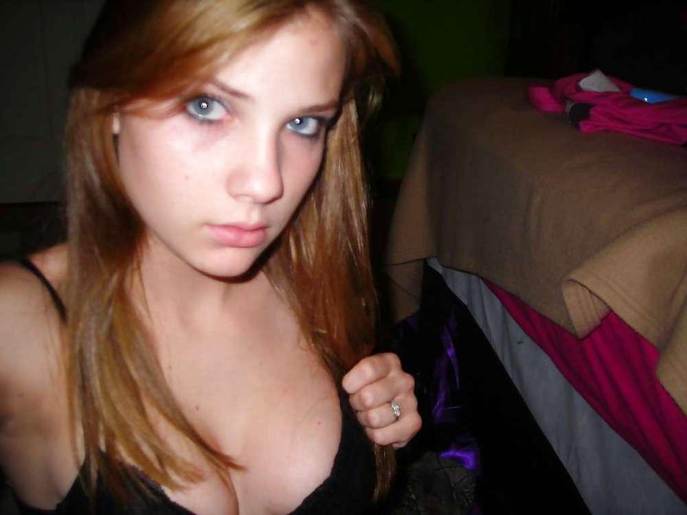 25P I Shoot Myself and Ex Girl Friend