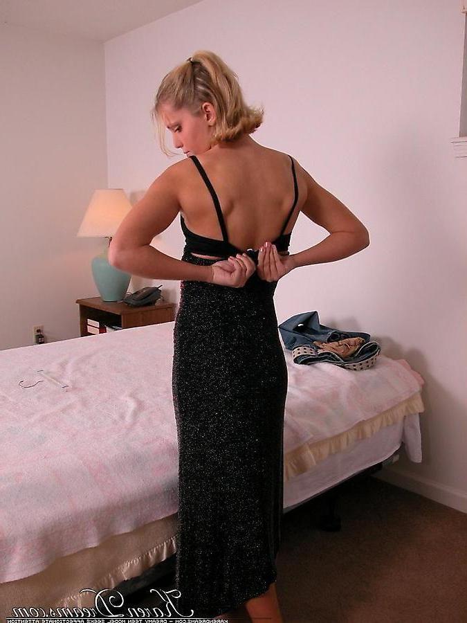 20P Pictures of teen nympho Karen Dreams showing off in her panties