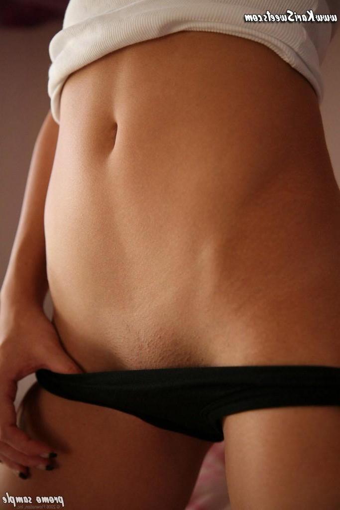 15P Kari does a hot panty tease in bed
