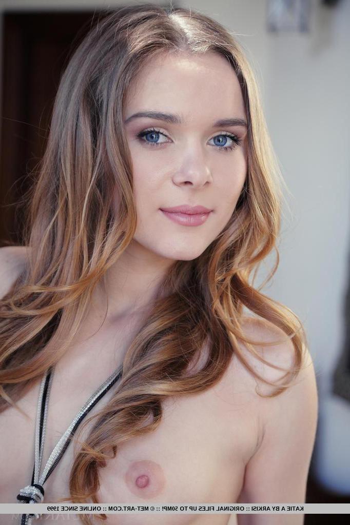 18P Katie A fulfills your desire to find a smoking hot babe