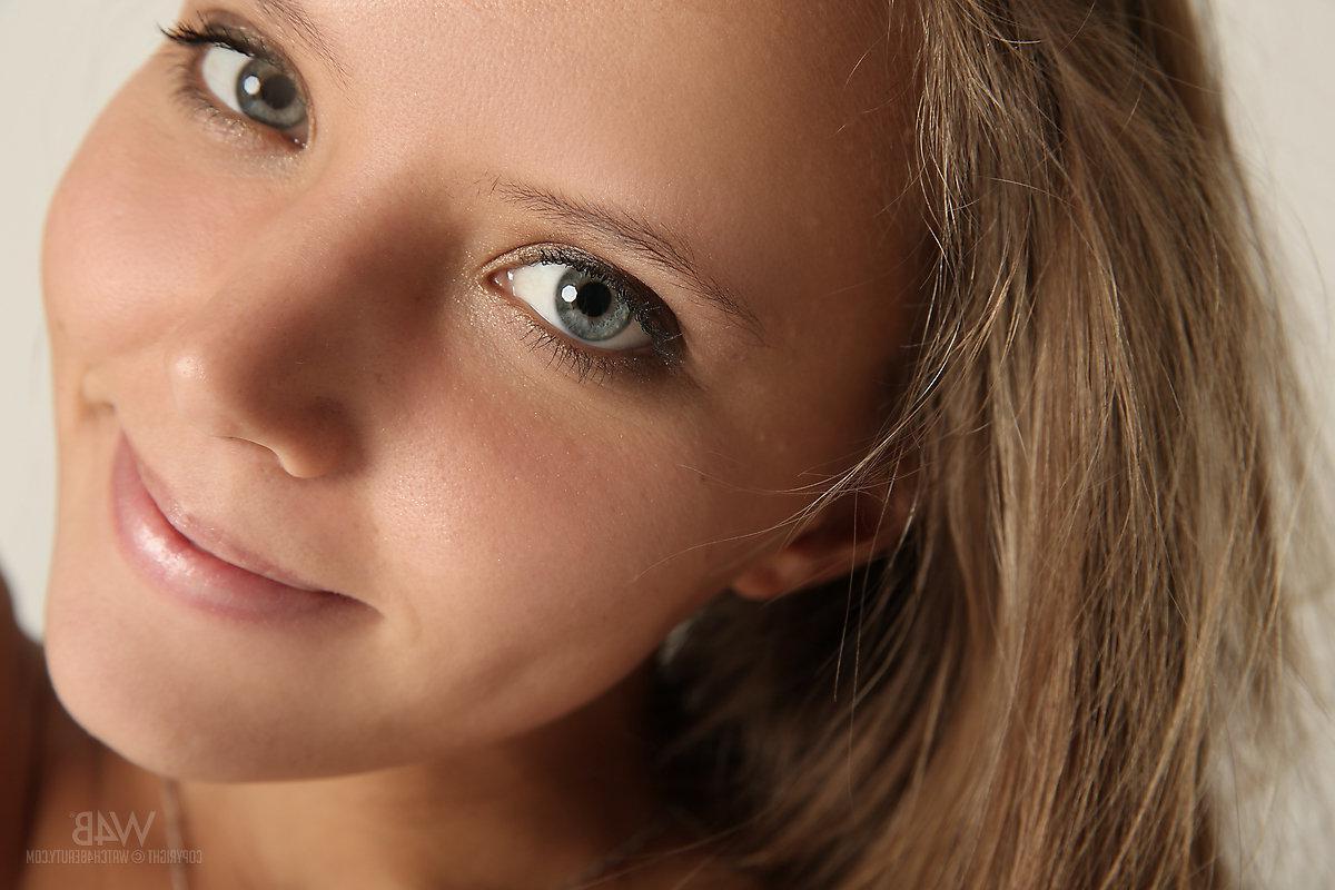 16P Stunning blonde beauty Clover strips down in the studio
