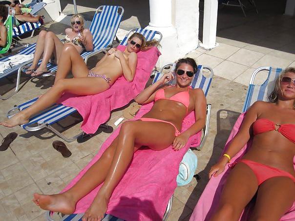 24P More holiday girls 