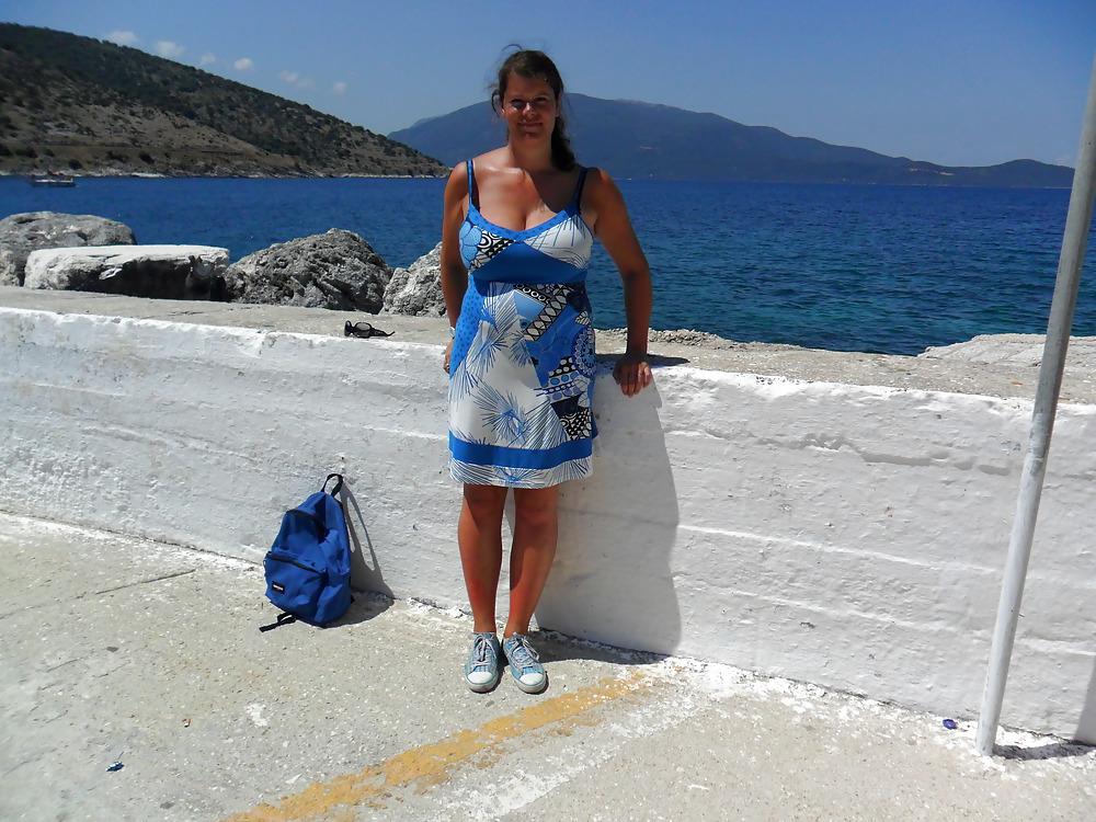 5P Dutch girl on holiday