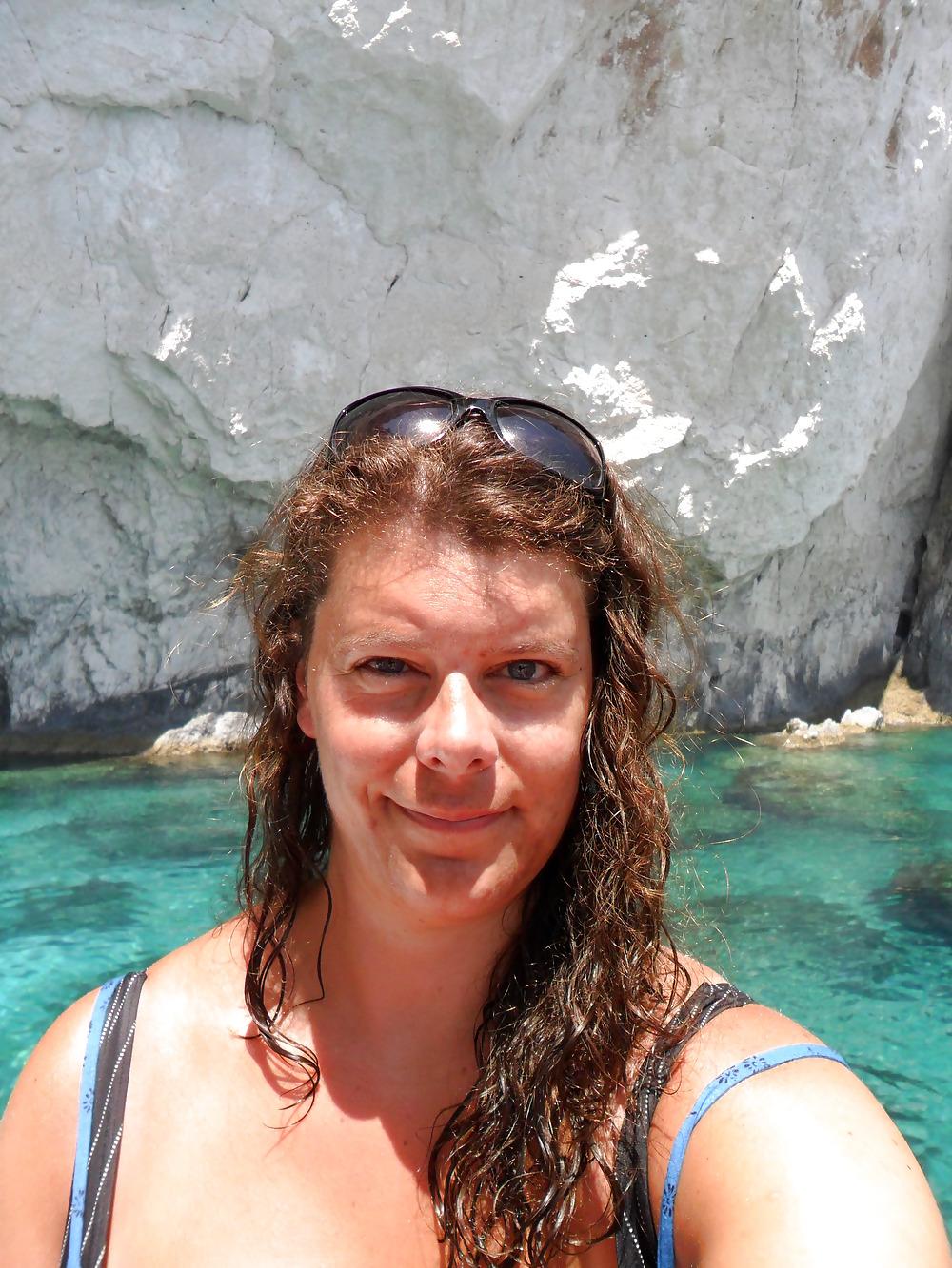 5P Dutch girl on holiday