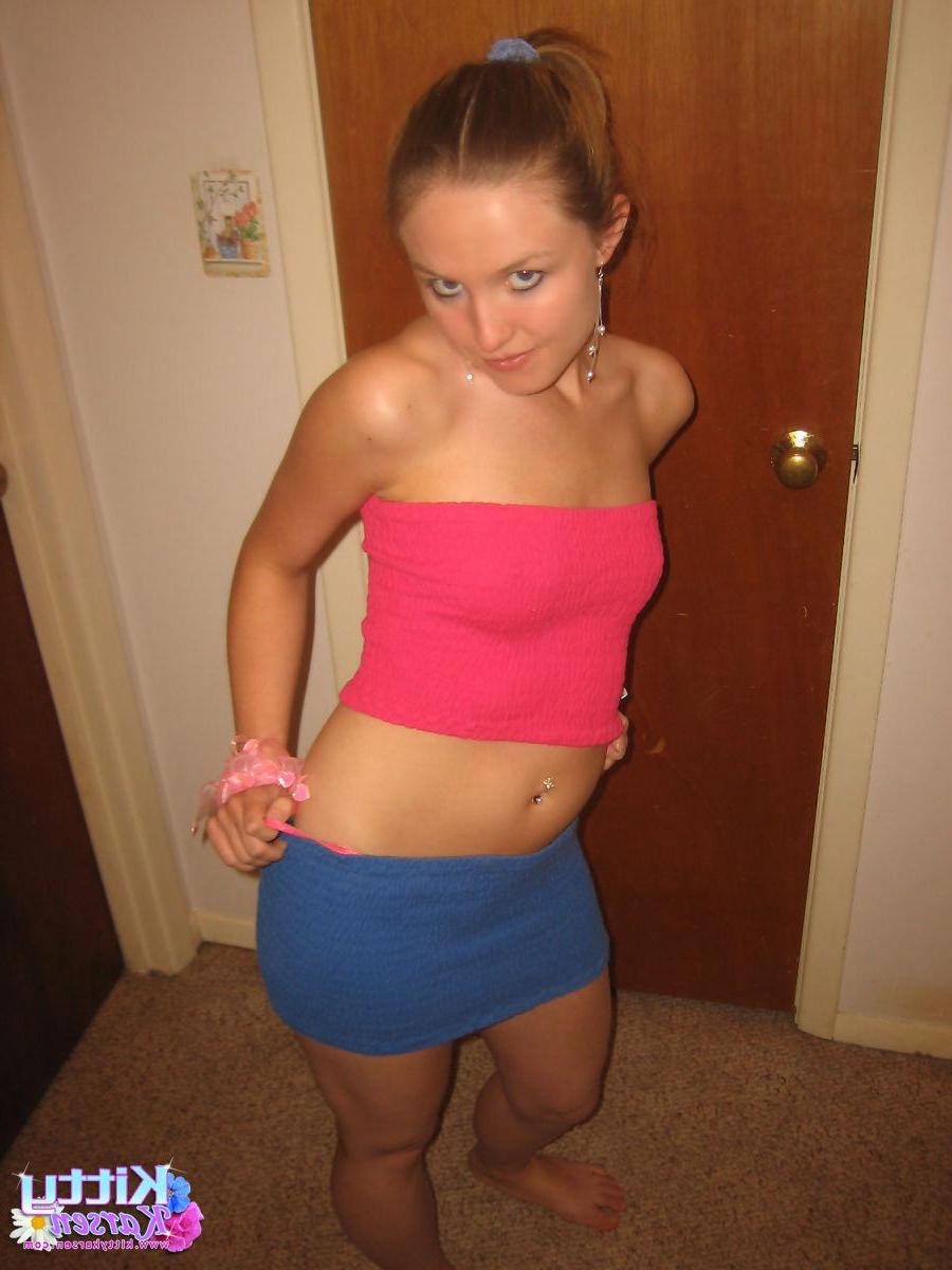 16P Pictures of Kitty Karsen fooling around at home