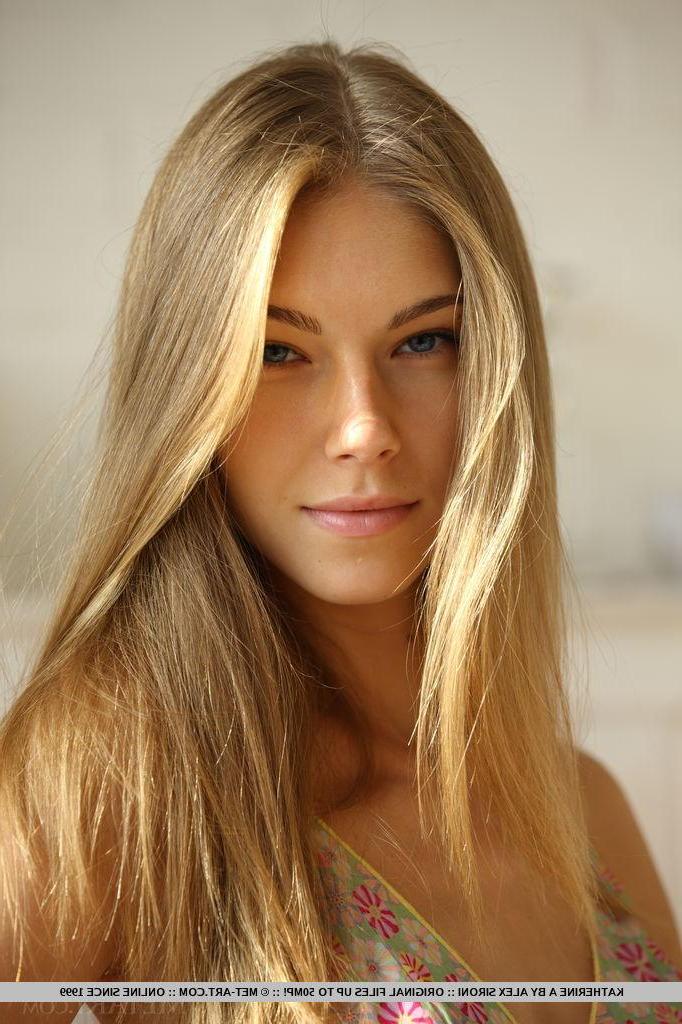 18P Gorgeous blonde girl Krystal Boyd strips naked to show you her super tight teen pussy