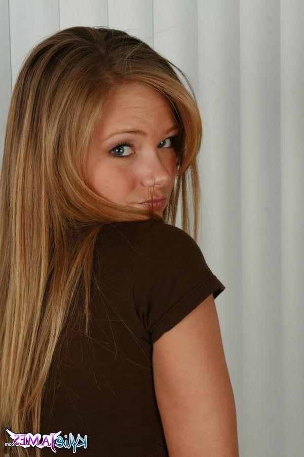 15P Pictures of teen cutie Kylie James teasing at home