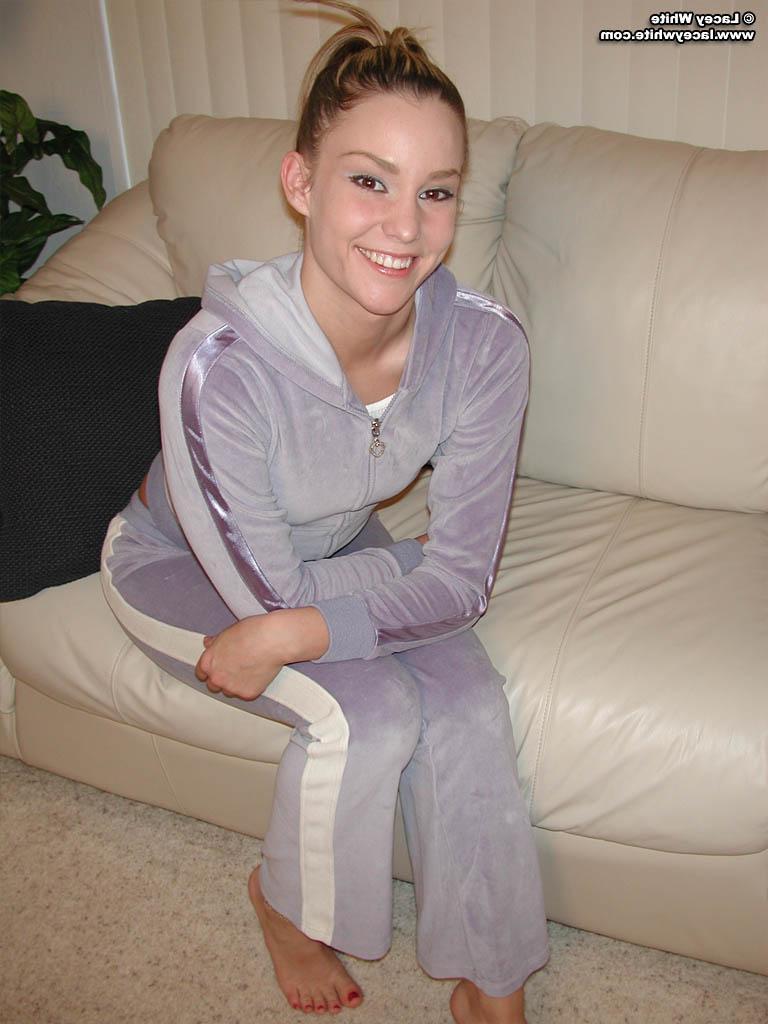 20P Pics of Lacey White waiting for you on the couch
