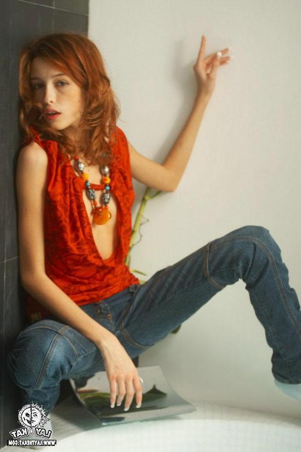 15P Pictures of teen Lay The Kat showing off her small tits