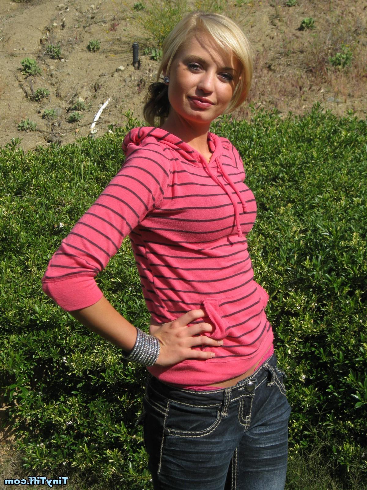 16P Blonde hottie Tiny Tiff removes her jeans and tank outdoors