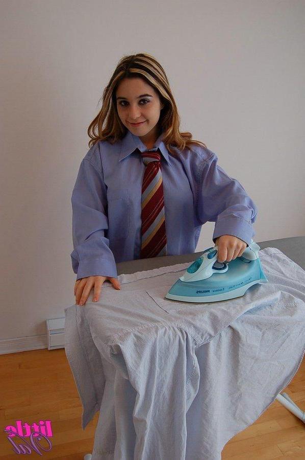 15P Pictures of teen chick Little Val waiting for you to fuck her