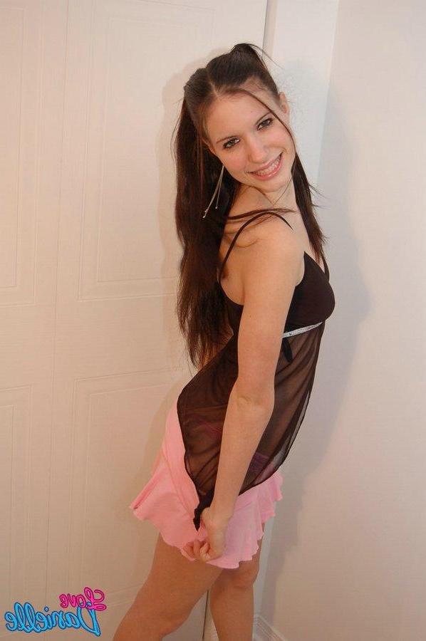 15P Pictures of Love Danielle teasing in her panties