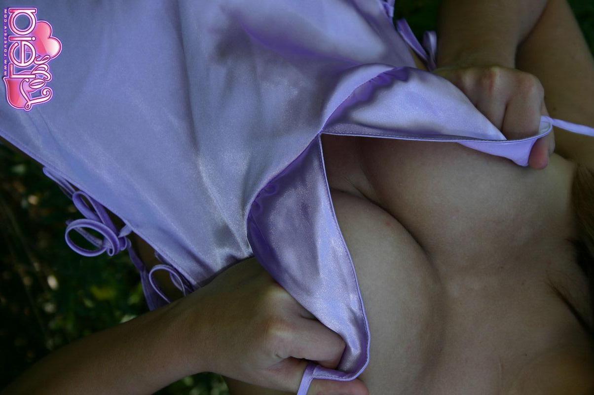 20P Pictures of Love Leia showing off her teen titties