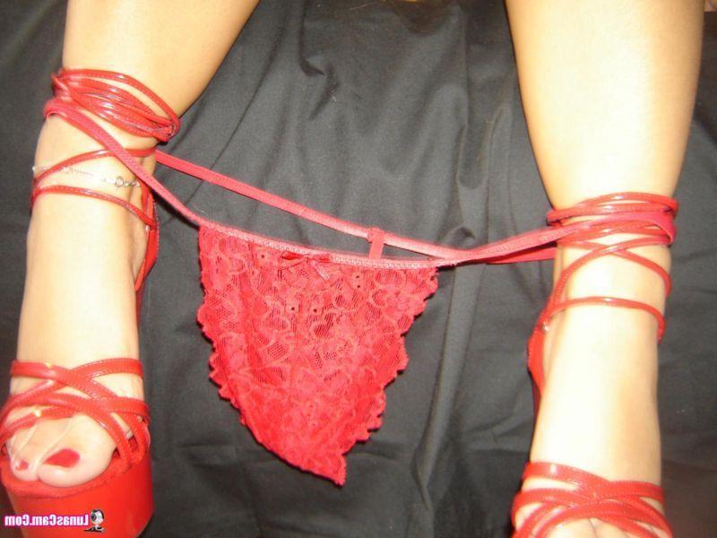 16P Pictures of teen Lunas Cam dressed for some hot sex