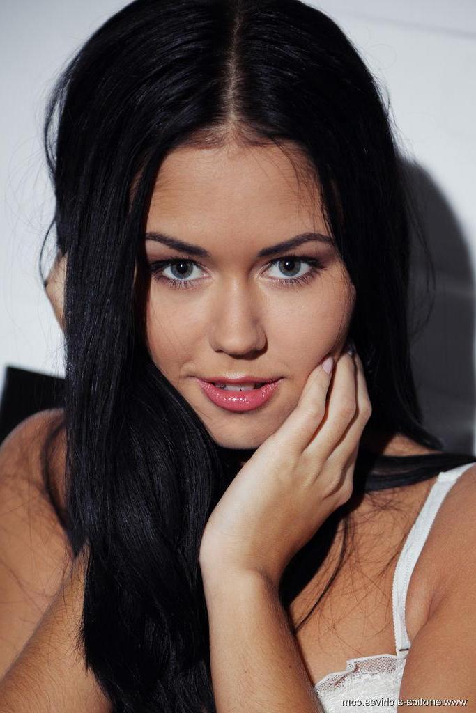 16P Brunette babe Macy B slides down her panties and gives you her super tight pussy