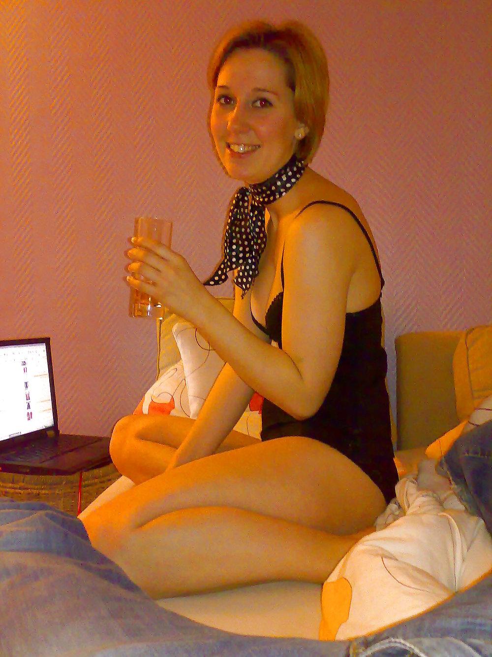 18P Spank my ass at home!