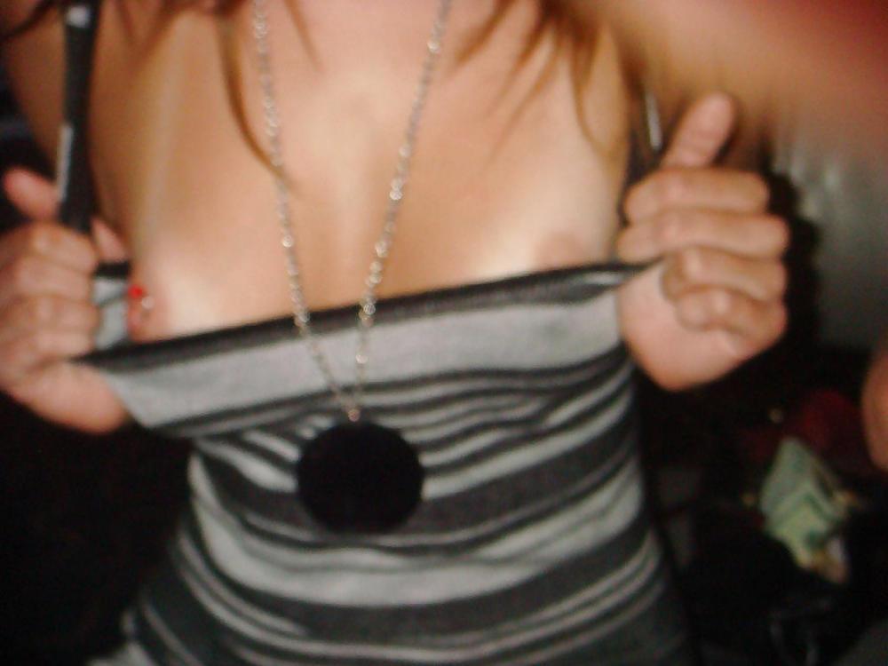 25P TWO HORNY PARTY GIRLS - ERIN & CHELSEA
