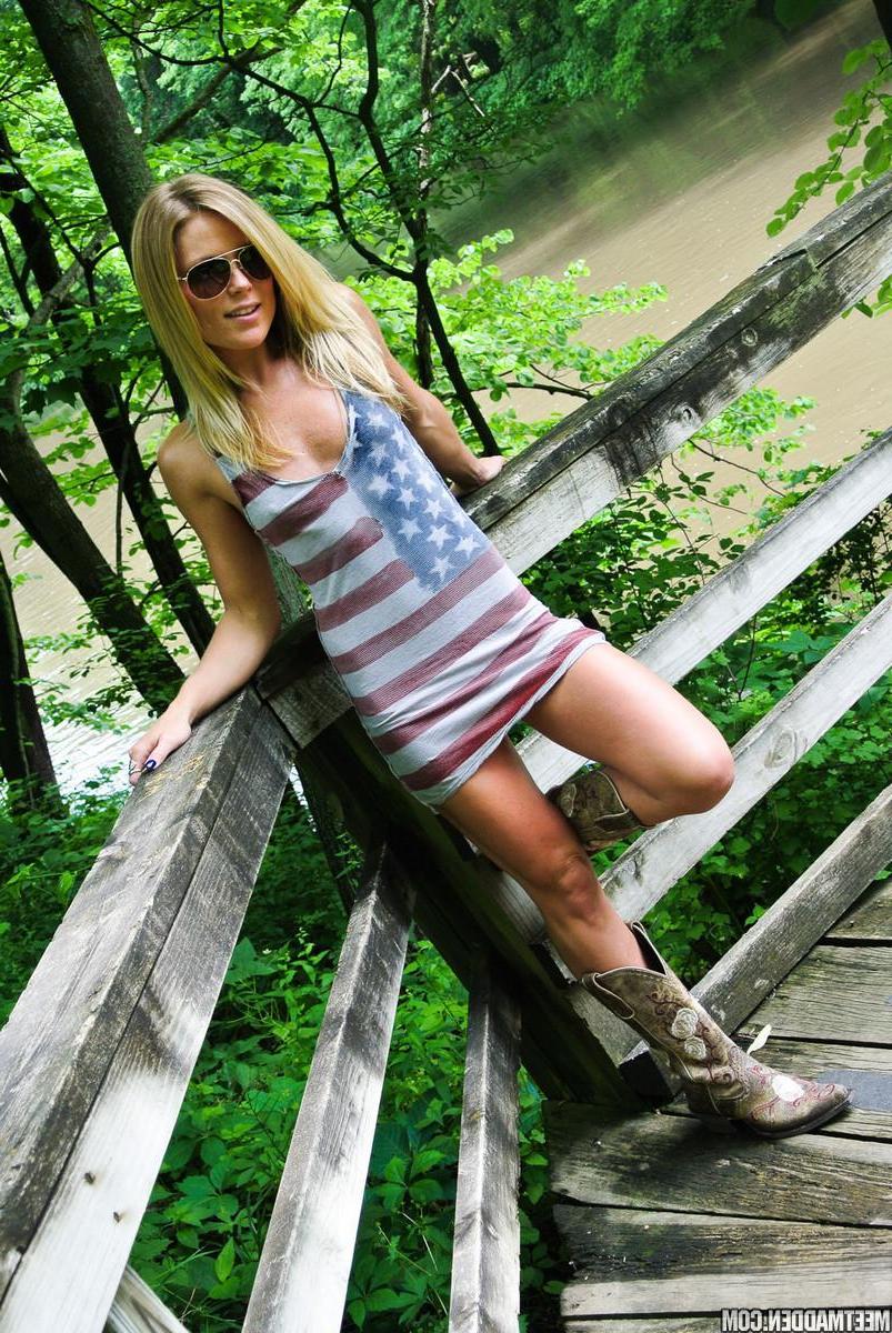 15P Blonde babe Madden wishes you a happy 4th of July