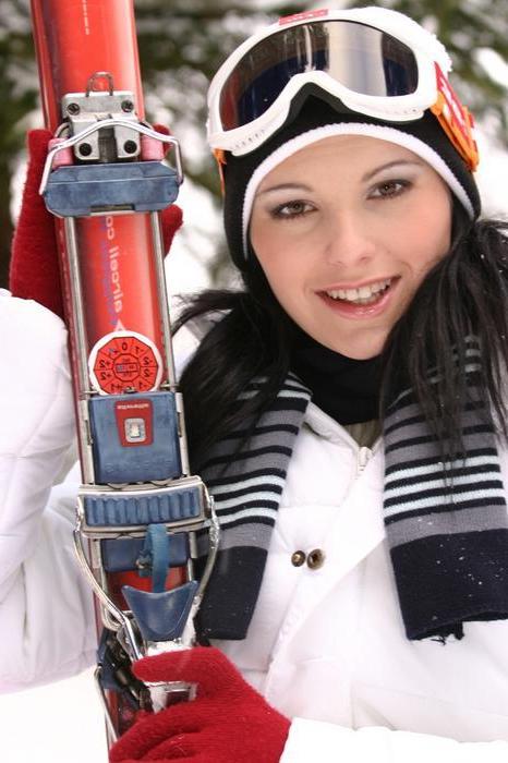 16P Pictures of Mili Jay ready to fuck in the snow