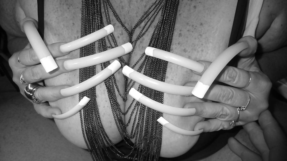 7P Just long nails