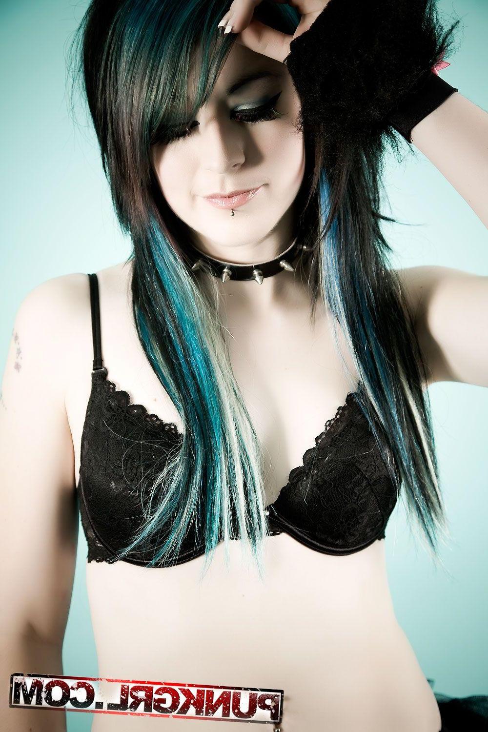 20P Pictures of Miss Kitty dressed up as your fuck pussy