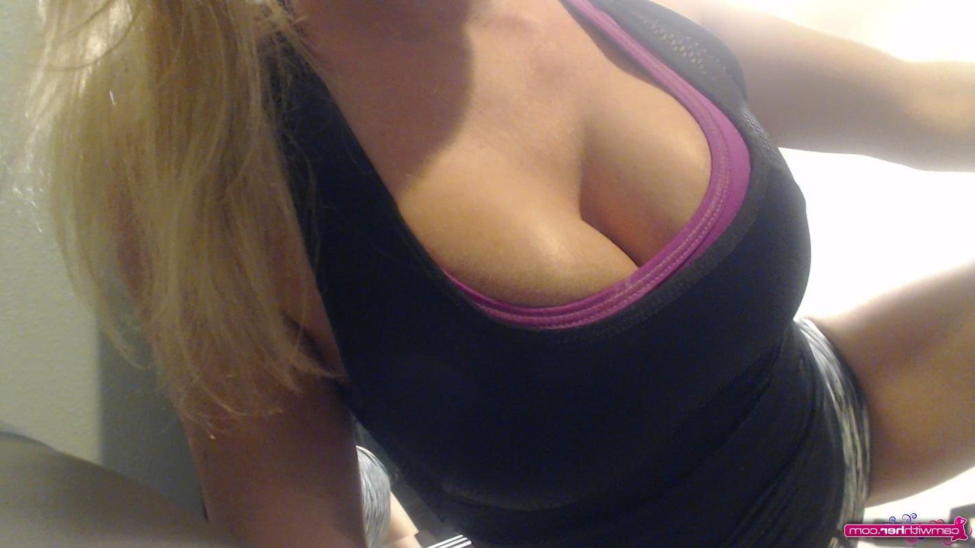 12P Watch how Natasha Adams gets her curves
