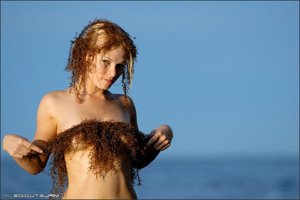 12P MPL Studios Presents Nika in "Aquarius"