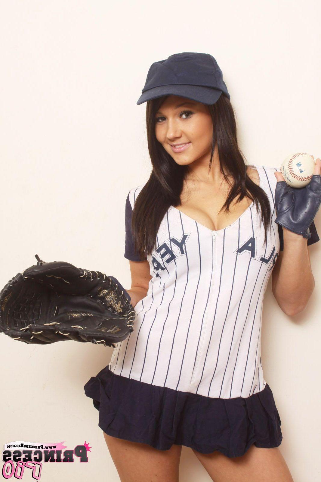 16P Pictures of teen girl Princess Rio showing love for her team