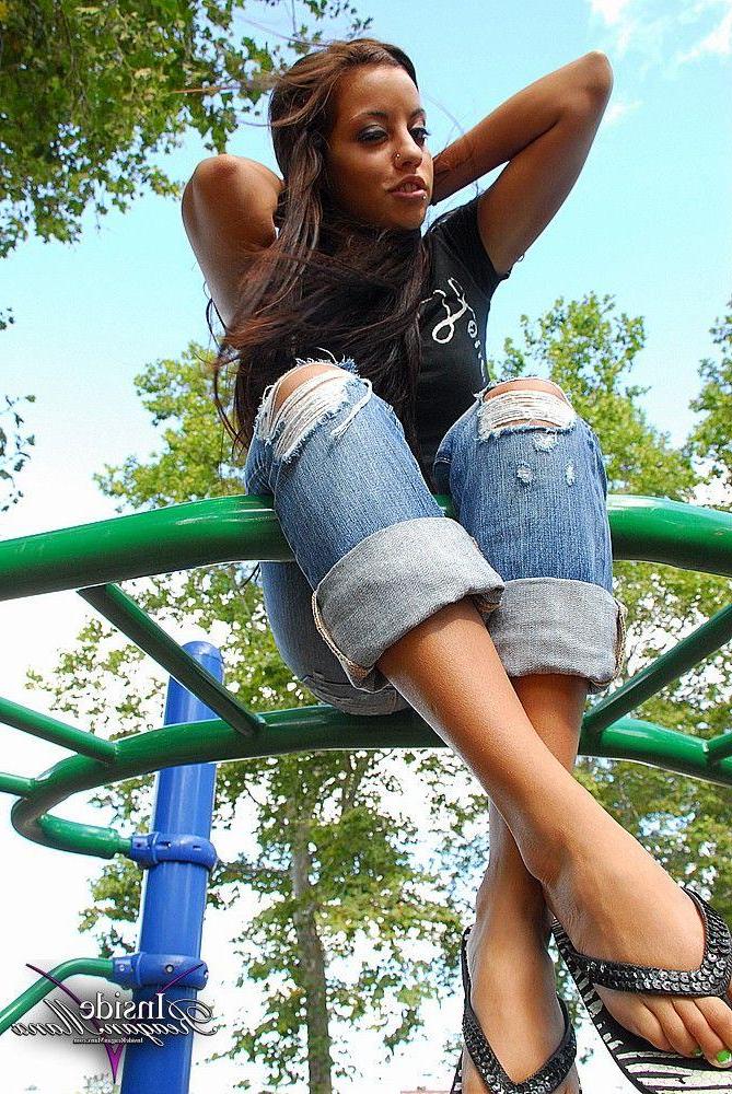 14P Pictures of Reagan Manx teasing in the park