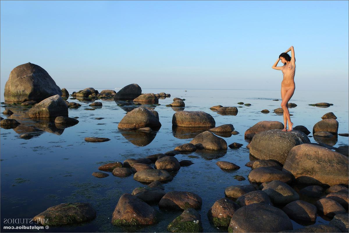 12P MPL Studios Presents Renata in "Stepping Stones"