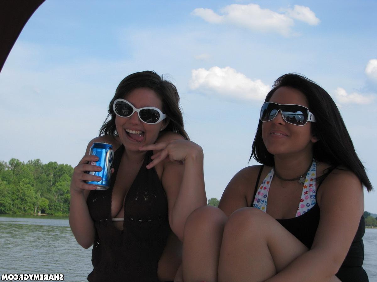 20P Two hot girlfriends get naughty on camera