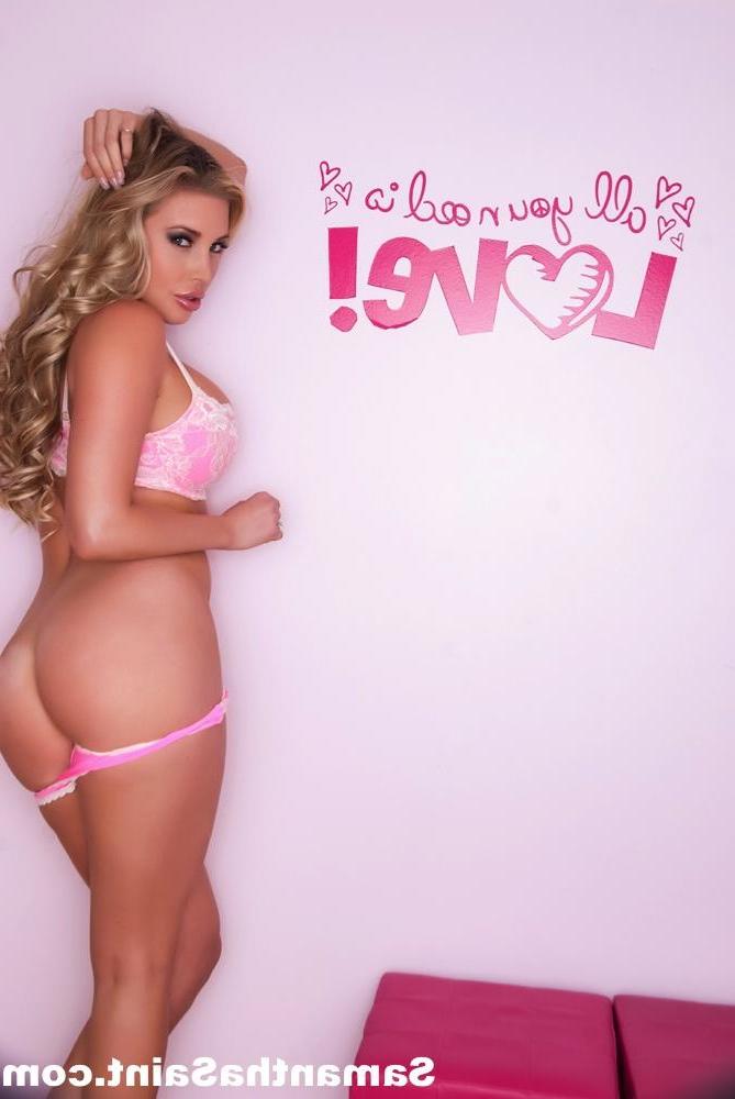 15P Busty blonde girl Samantha Saint strips nude and offers you her wet pussy